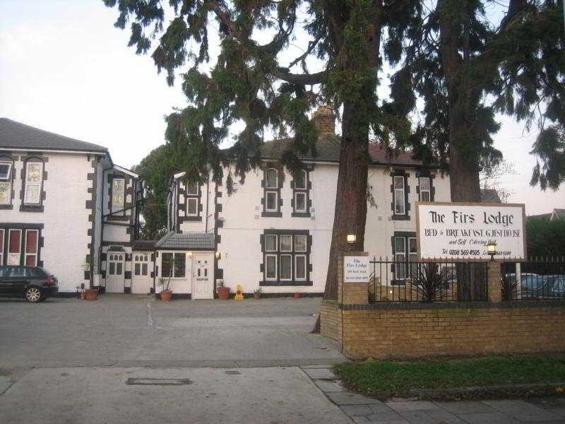 Oyo Firs Lodge London Heathrow Hounslow Exterior photo